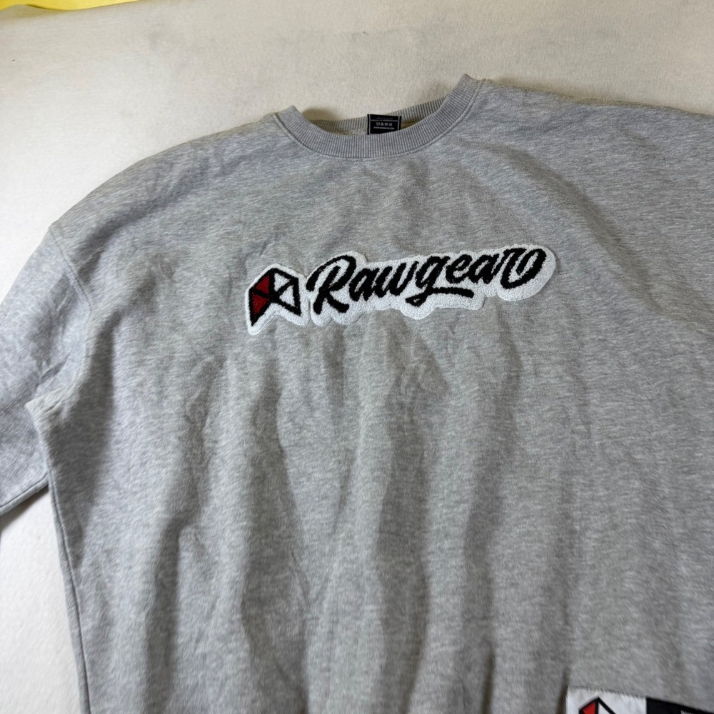 Rawgear Mens Large Gray Chenille Logo Crewneck Sweatshirt Pullover Gym Fitness